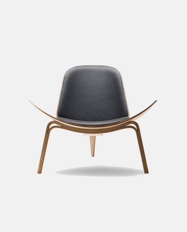 CH07 Shell Chair – Leather